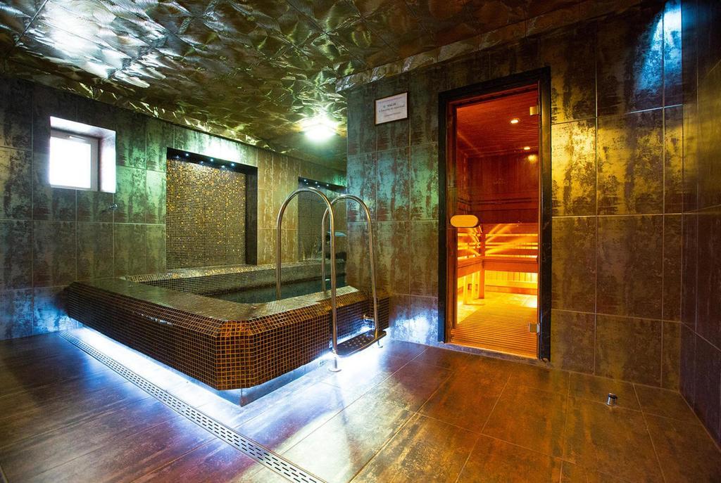 ホテルOasis オデッサ エクステリア 写真